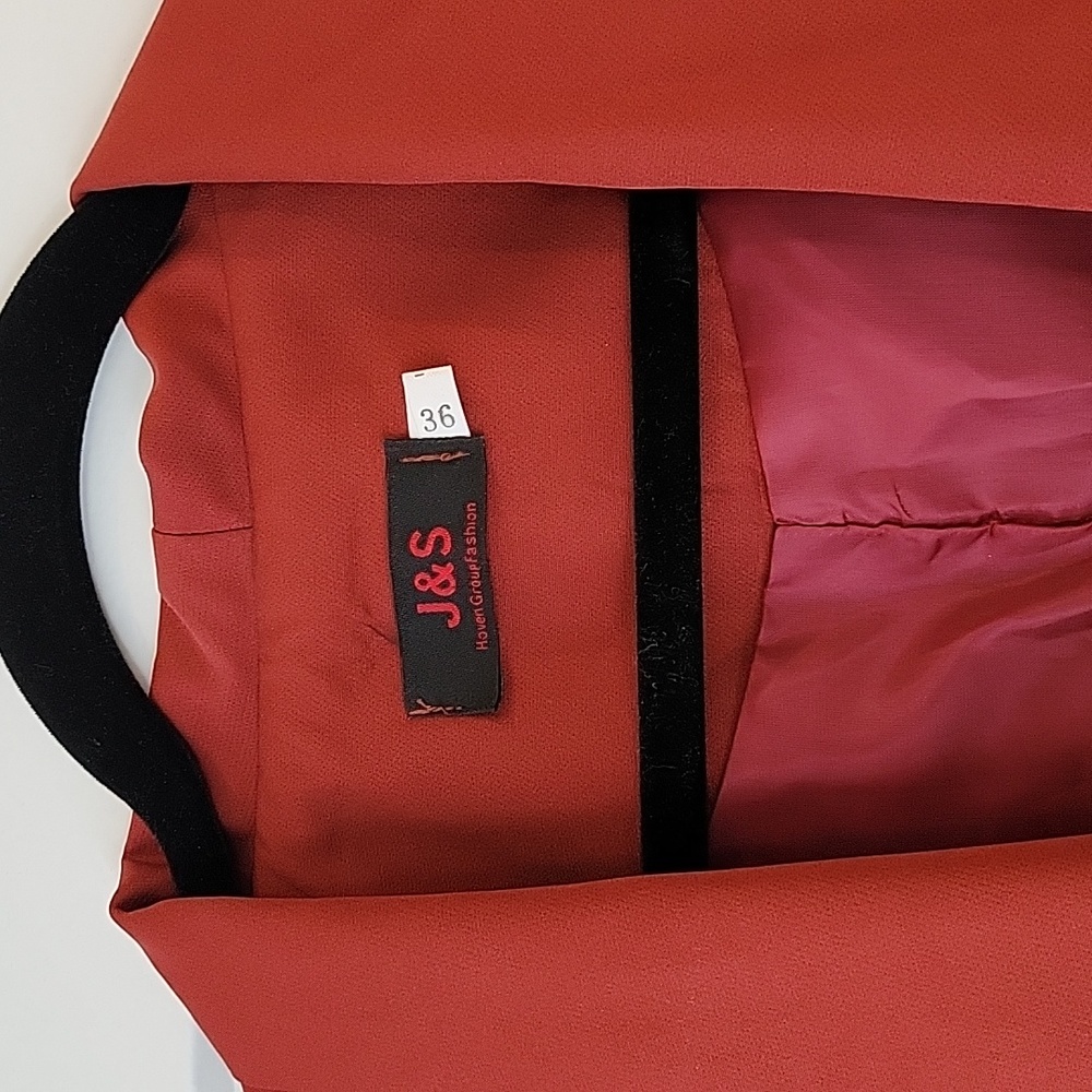 Blazer - Picture 2 of 3